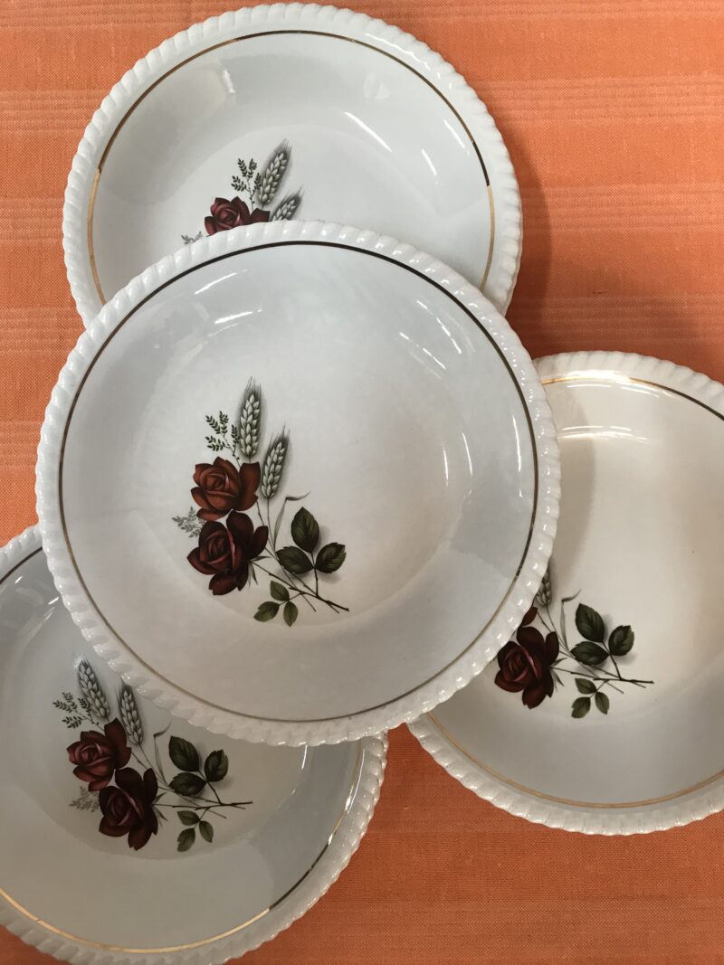 Service 12 assiettes creuses Lunéville Badonviller Feurs