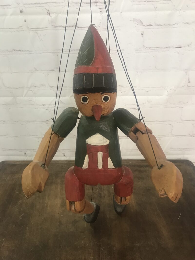 ancien pantin Pinocchio