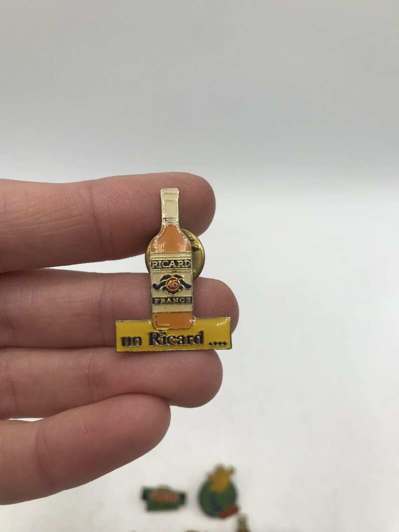 Collection de 21 pin's Lustucru Haribo Coca – Image 10