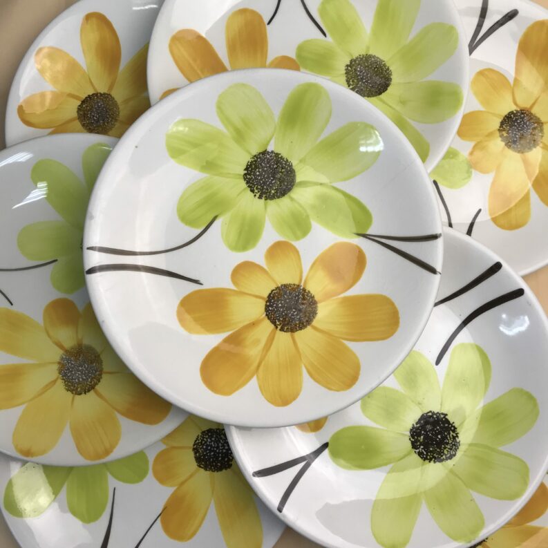 Lot 8 assiettes Gien LODI