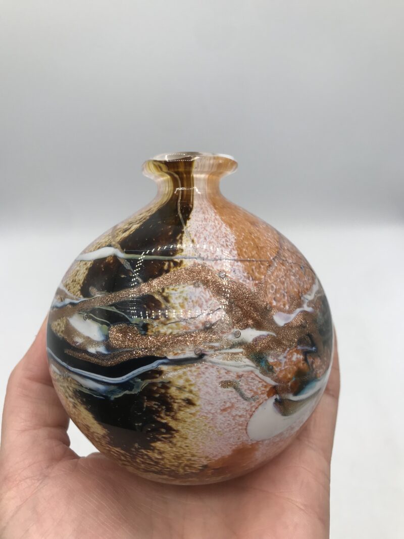 Petit vase soliflore signé Michèle Luzoro 1992 – Image 8