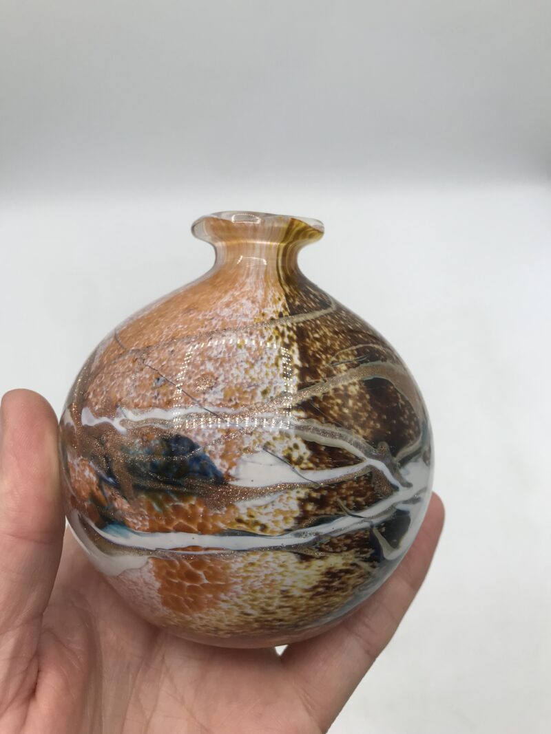 Petit vase soliflore signé Michèle Luzoro 1992 – Image 9