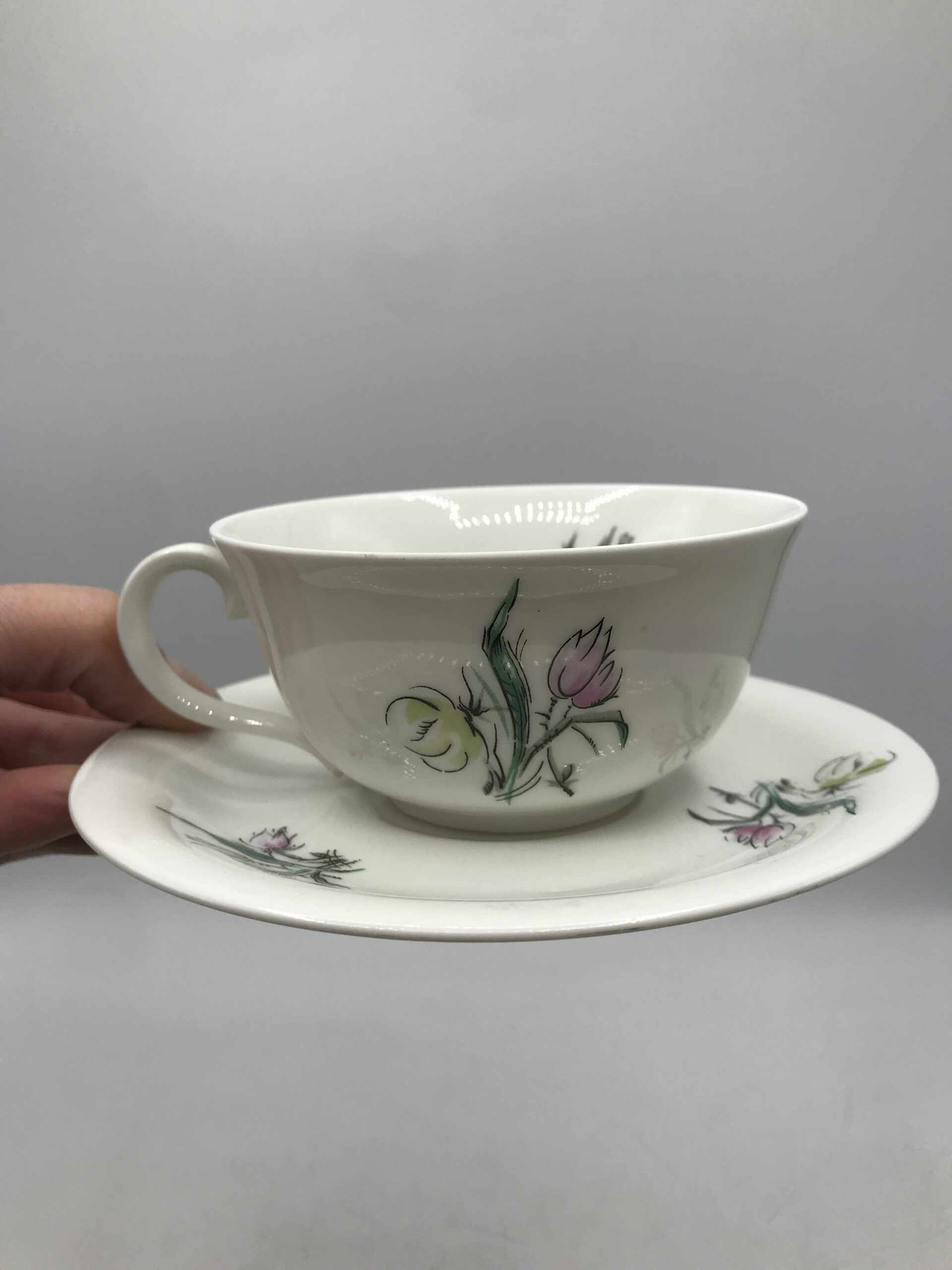 Service à café 12 tasses porcelaine de Limoges (petites fleurs