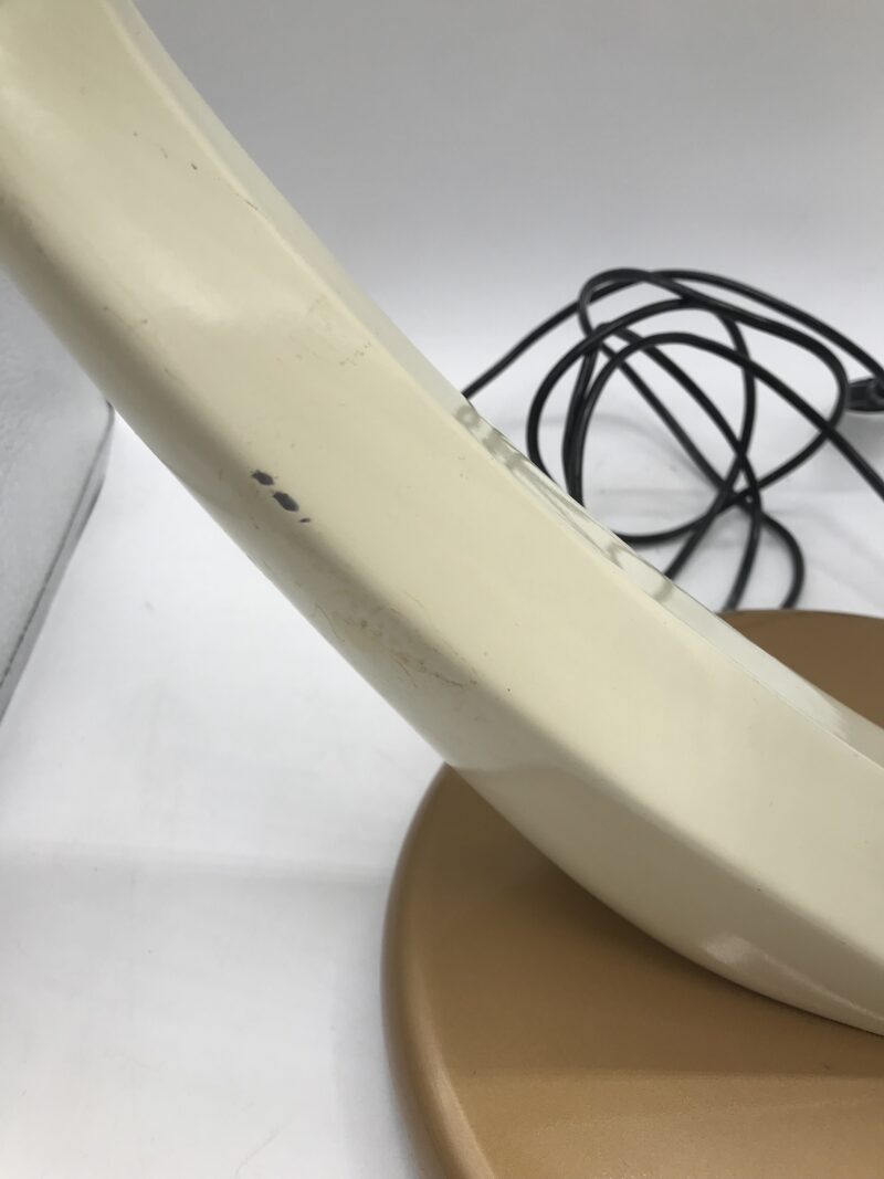 Lampe Boomerang dorée FASE années 60 – Image 3