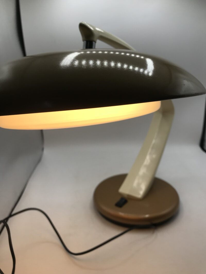 Lampe Boomerang dorée FASE années 60 – Image 5