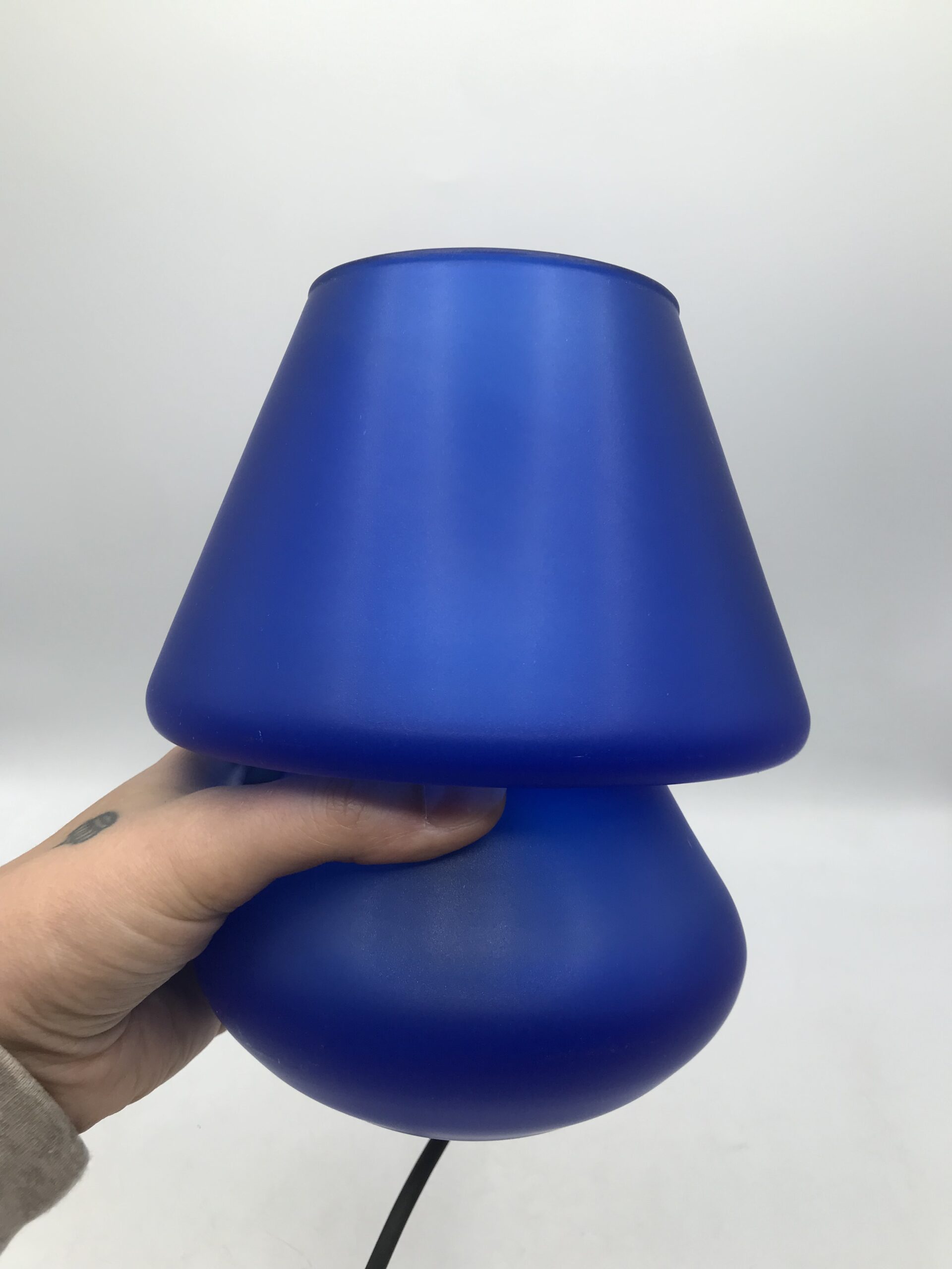 Lampe champignon en fer bleu clair 33 cm Mush Mini - Hübsch