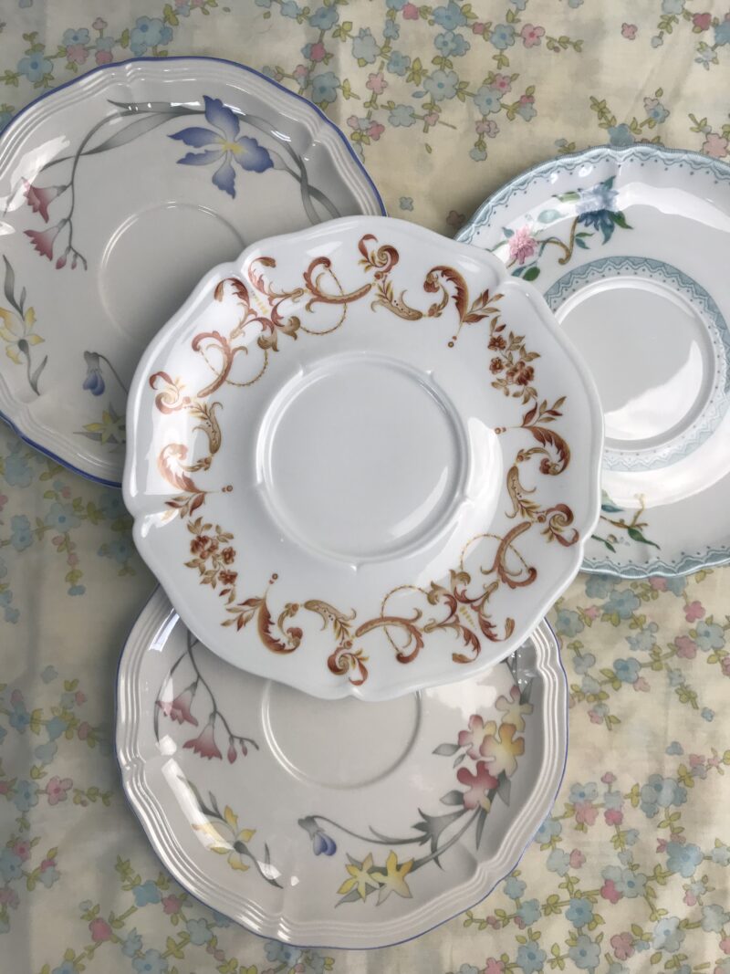 Lot de petites assiettes Villeroy et porcelaine Limoges