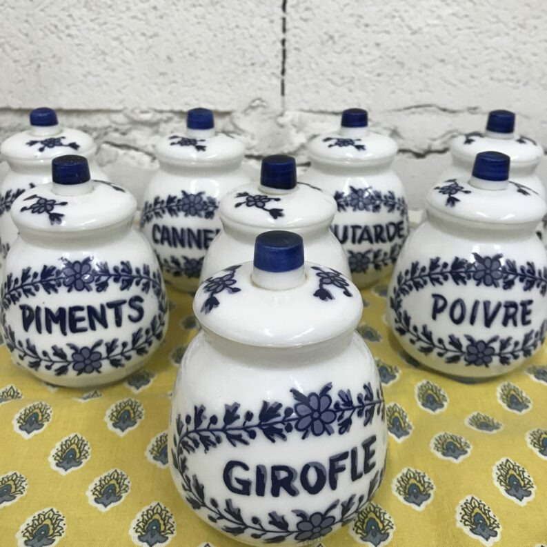 pots à épices vintage opale