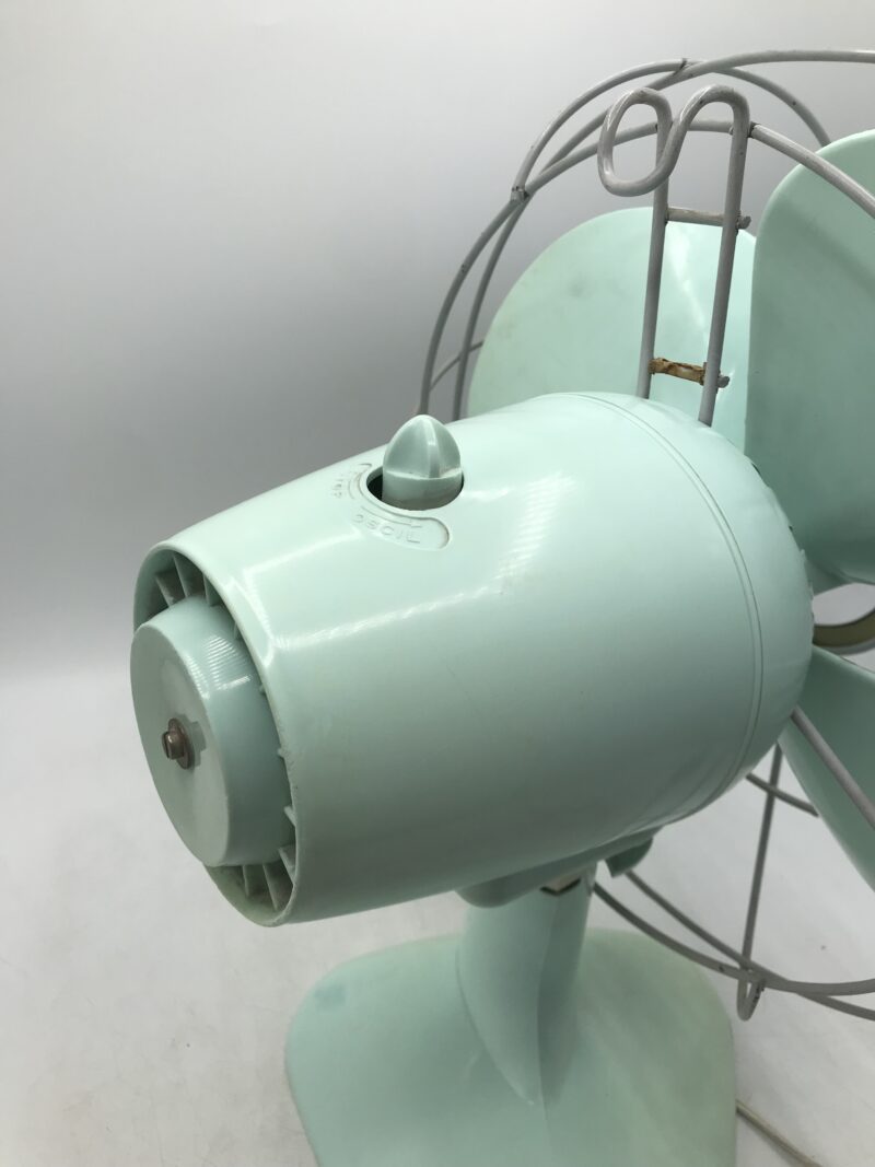 ventilateur bivolt vert d'eau