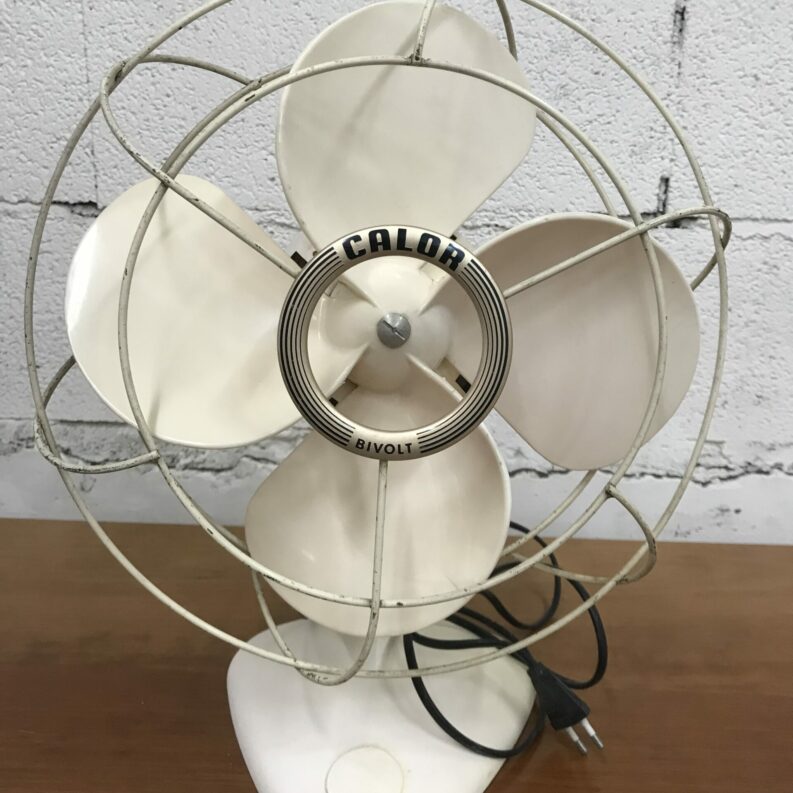 ventilateur bivolt ecru