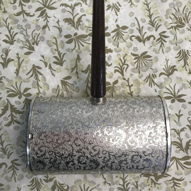 Ramasse miette vintage