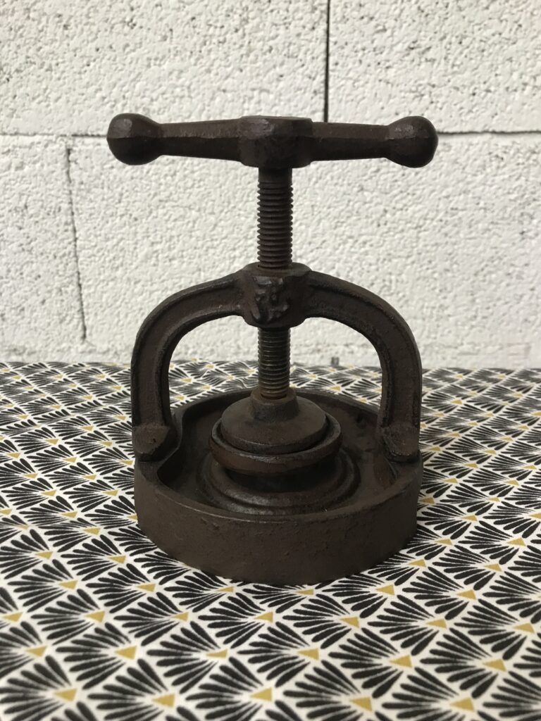 Ancien Casse-noix à Système En Bronze - Vienne, Autriche - Début 20e Siècle