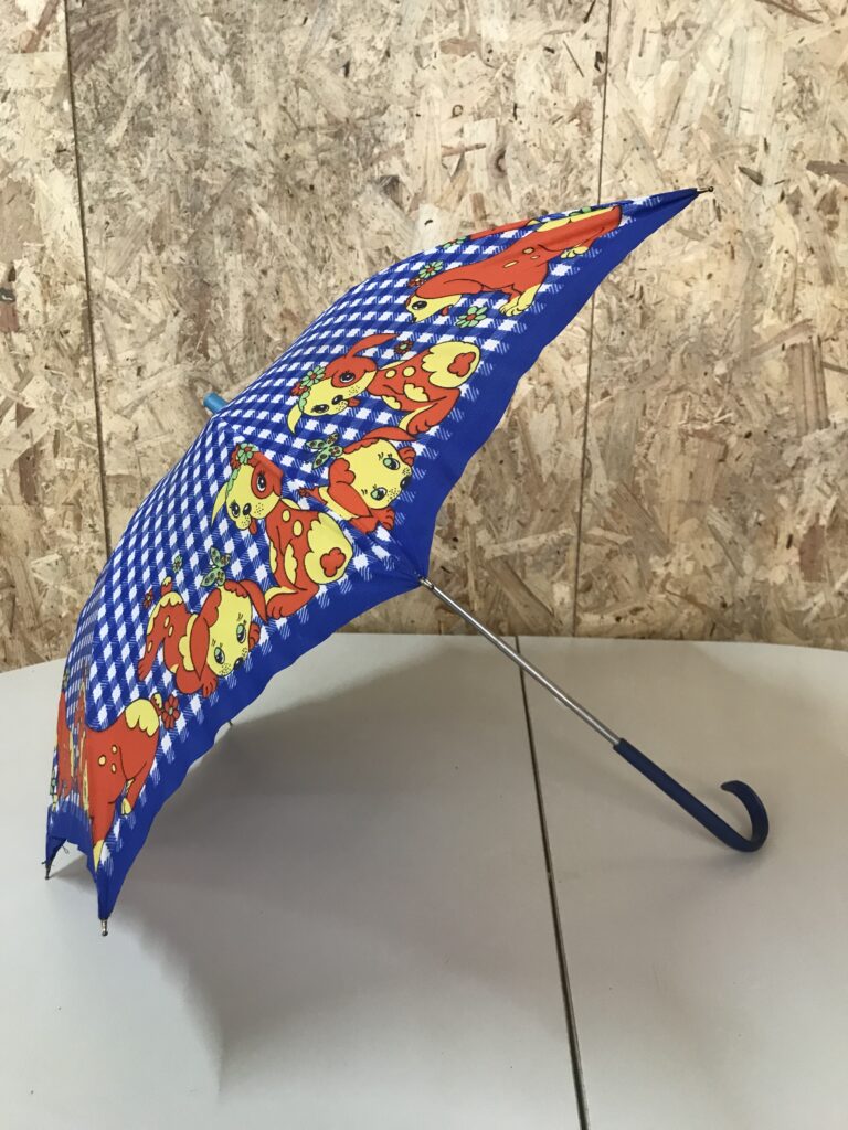 Parapluie Enfant Vintage Long Et Bas - Modèle Fifi 1997 - Occasion En Très Bon état