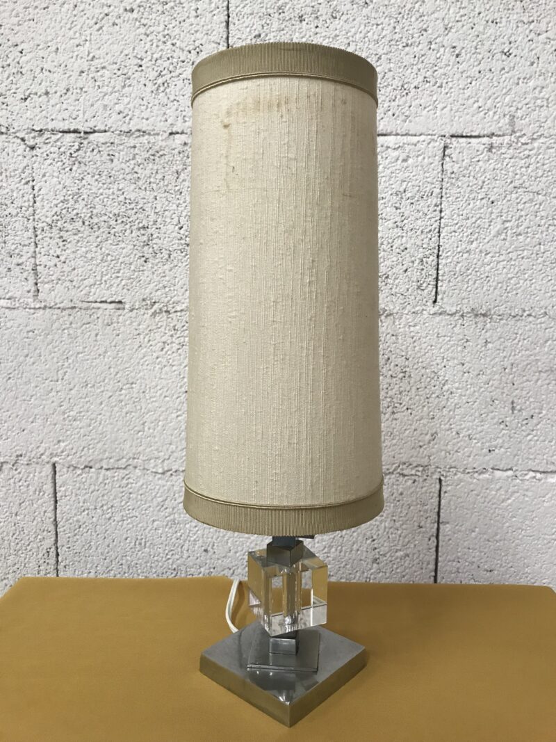 lampe du bureau modernisme