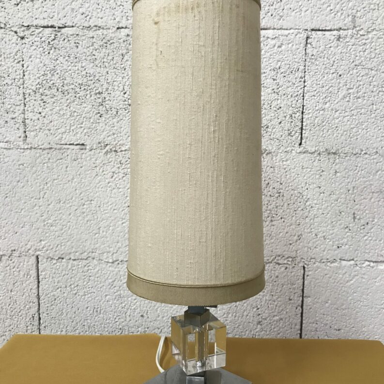 lampe du bureau modernisme