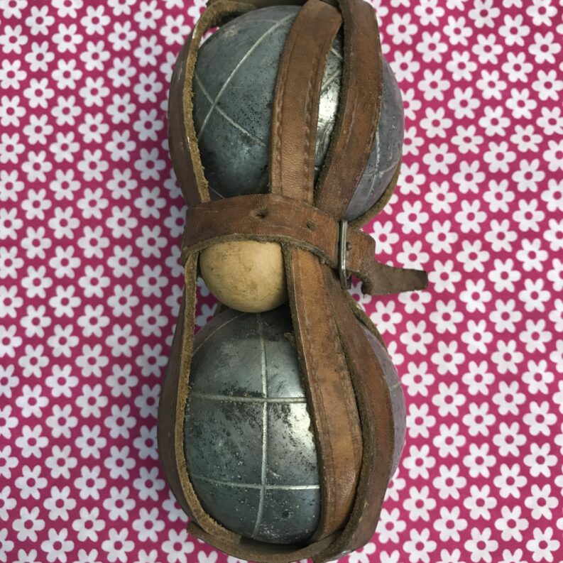 anciennes boules de pétanque JB
