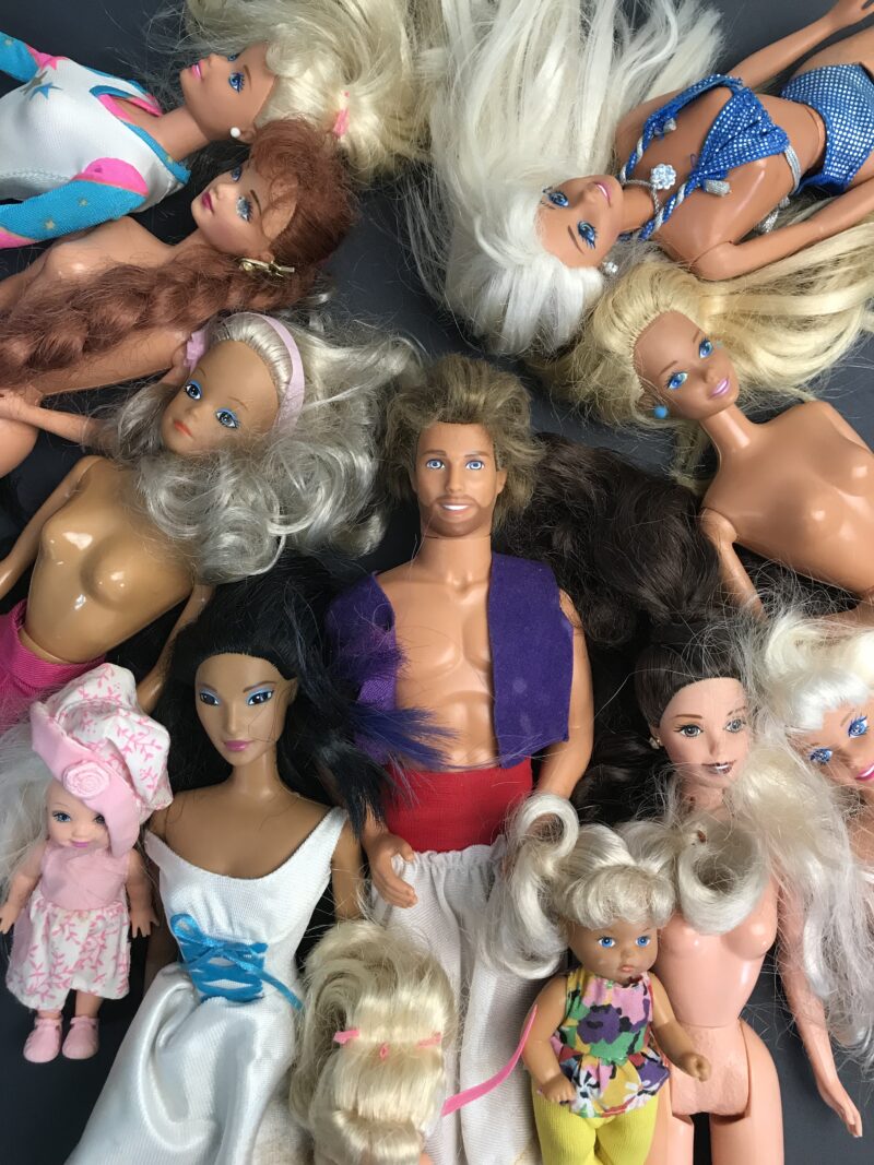 lot de poupées barbie