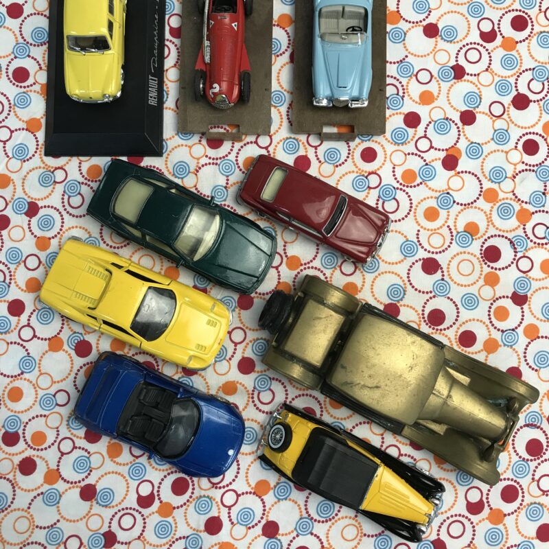 lot de voitures anciennes de collection jouets