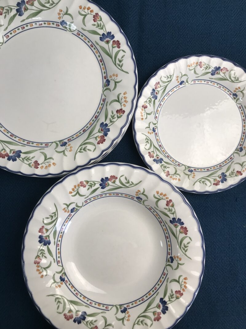 service assiettes Staffordshire Hampton court