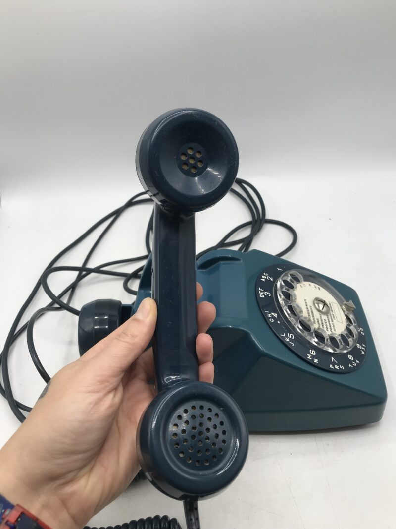 Téléphone à cadran tournant vintage – Image 3