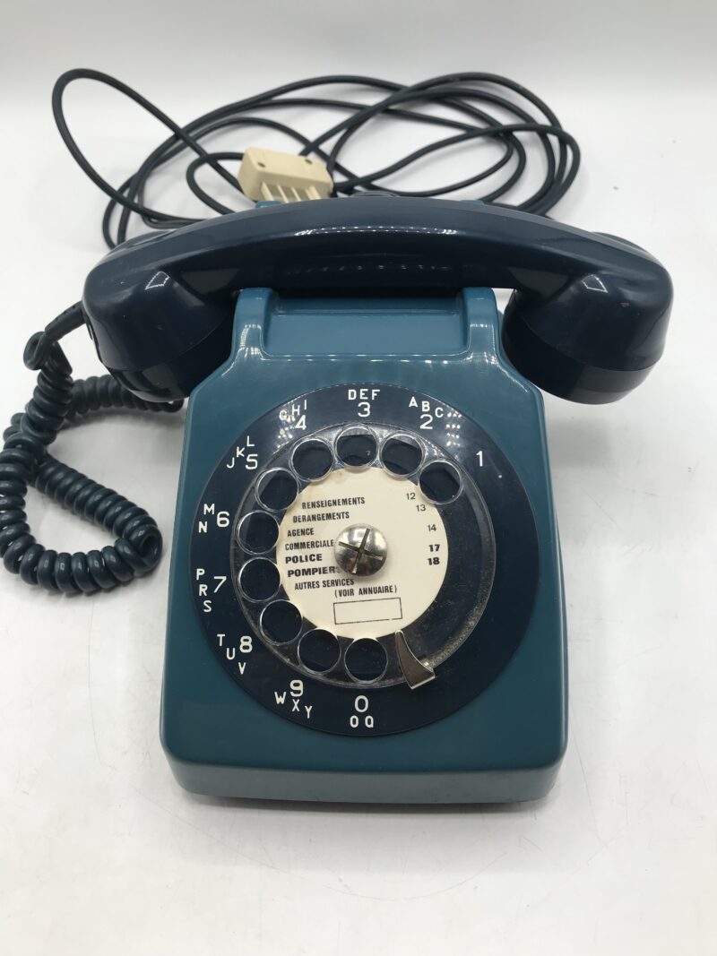 Téléphone à cadran tournant vintage – Image 4