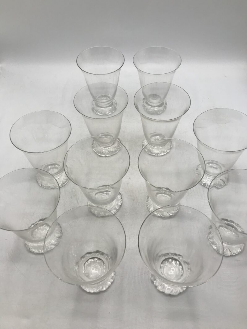 Service de 12 verres grand modèle cristal Daum – Image 3