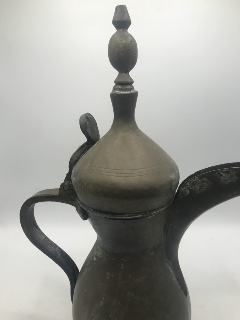 cafetière en laiton Bédouin Dallah