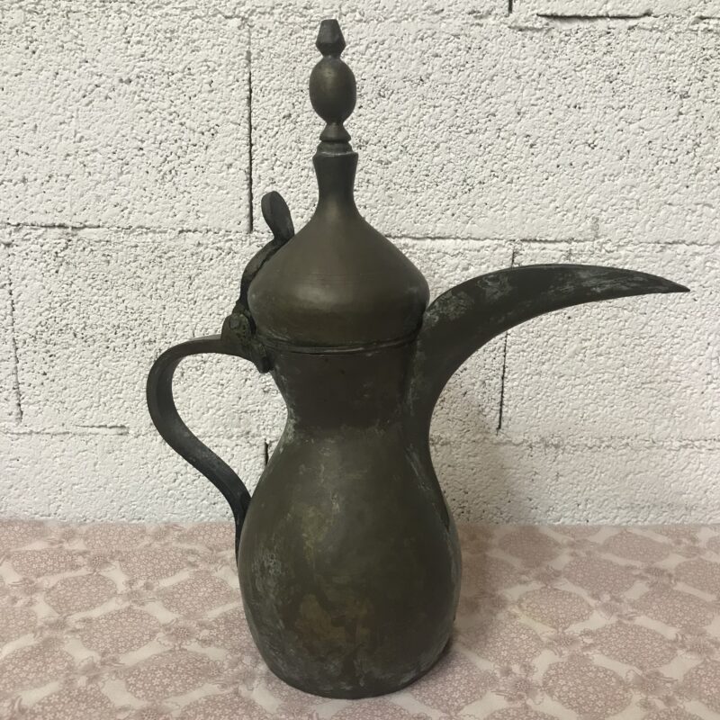 cafetière en laiton Bédouin Dallah