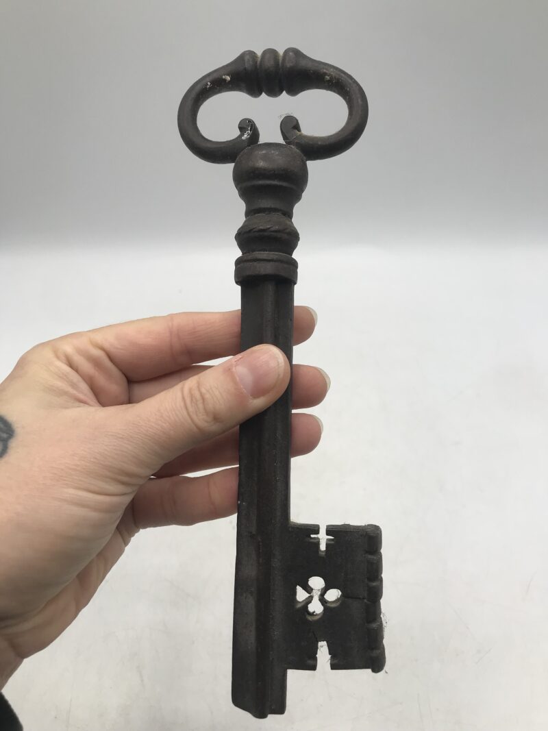 Lot de 3 anciennes clefs fer forgé – Image 5
