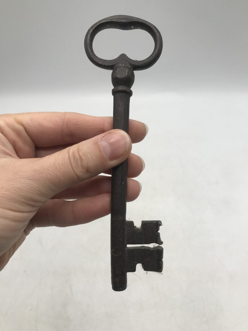 Lot de 3 anciennes clefs fer forgé – Image 6