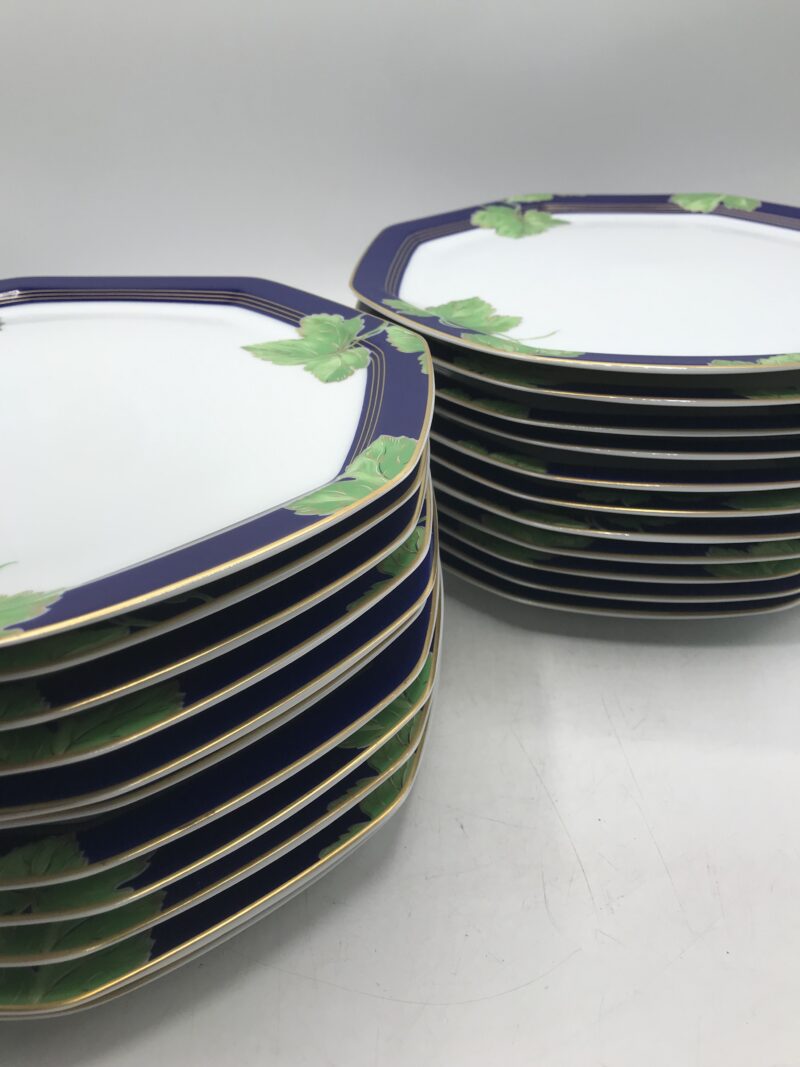 Service 22 assiettes Limoges "Jardin d'hiver" – Image 9