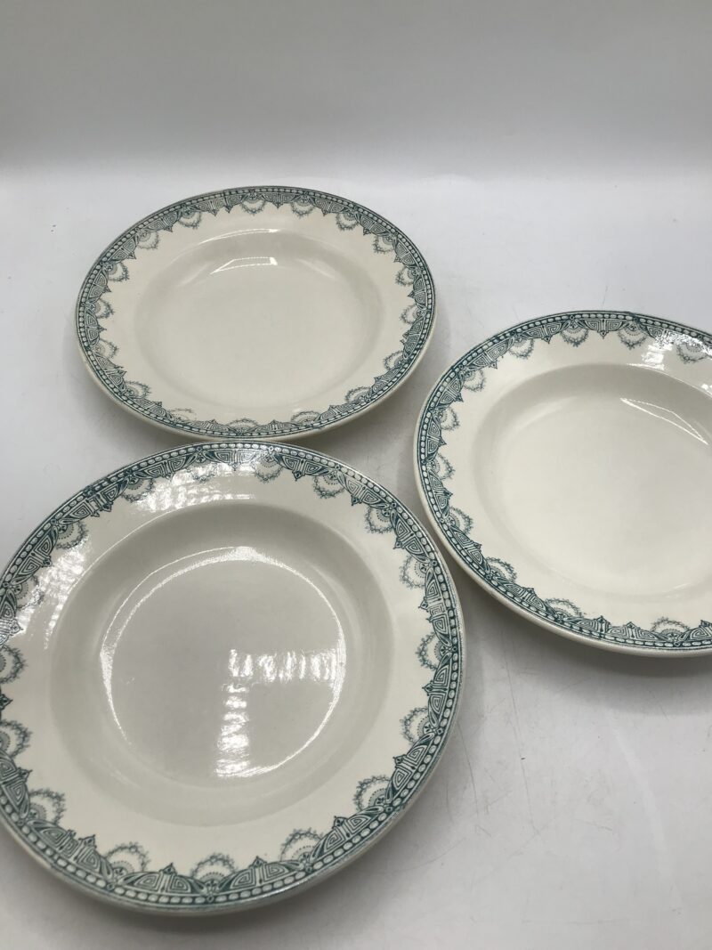 Trio d'assiette Terre de Fer "Recamier" – Image 2