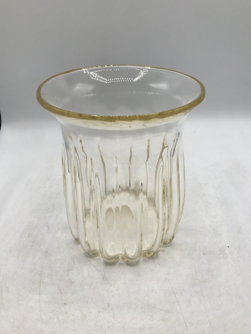 vase ancien verre jaune