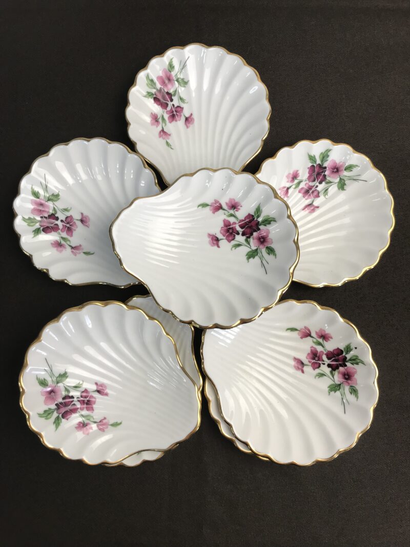 8 coupelles petoncles porcelaine Limoges