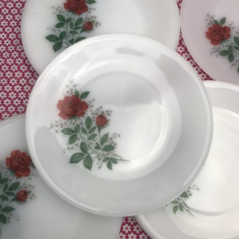 assiettes arcopal roses