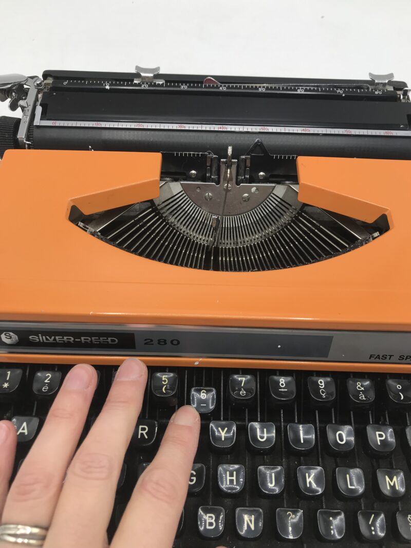machine à écrire silver reed 280