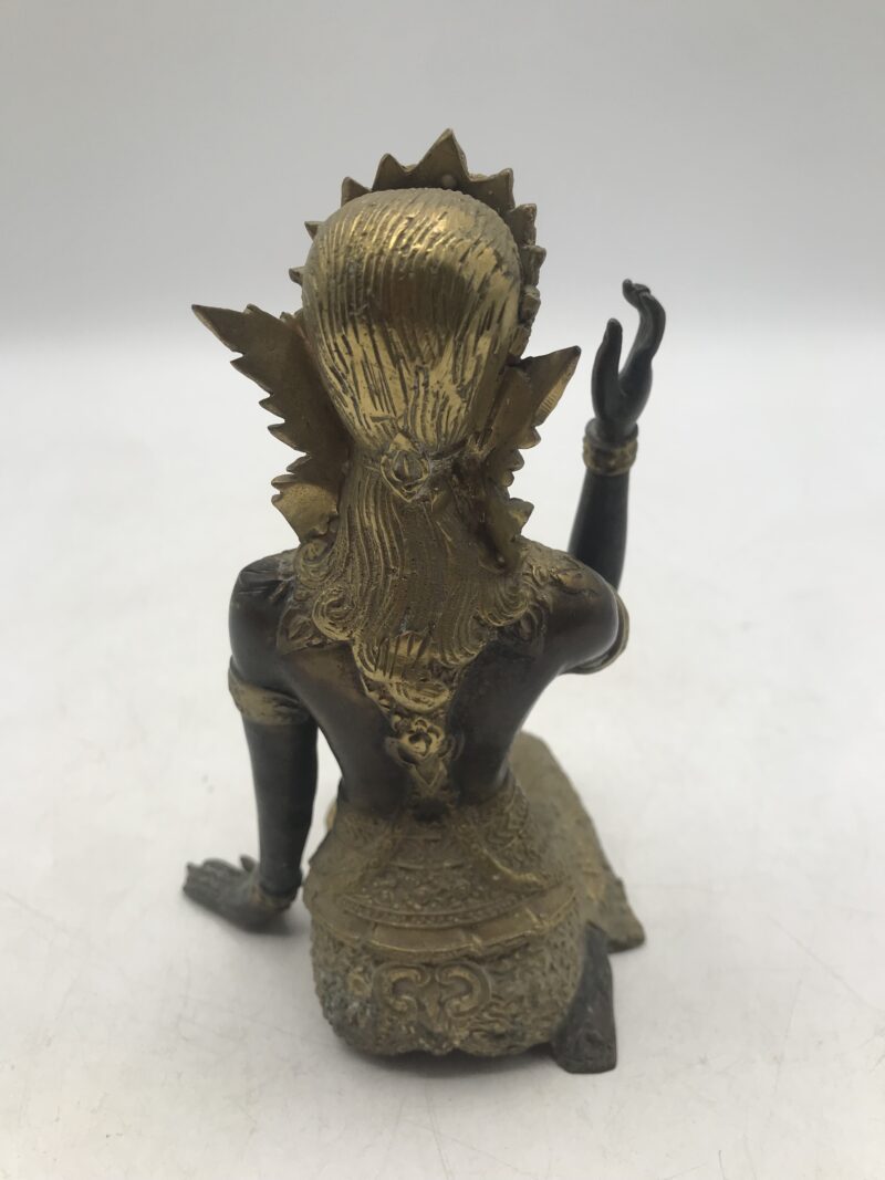 sculpture bronze doré divinité