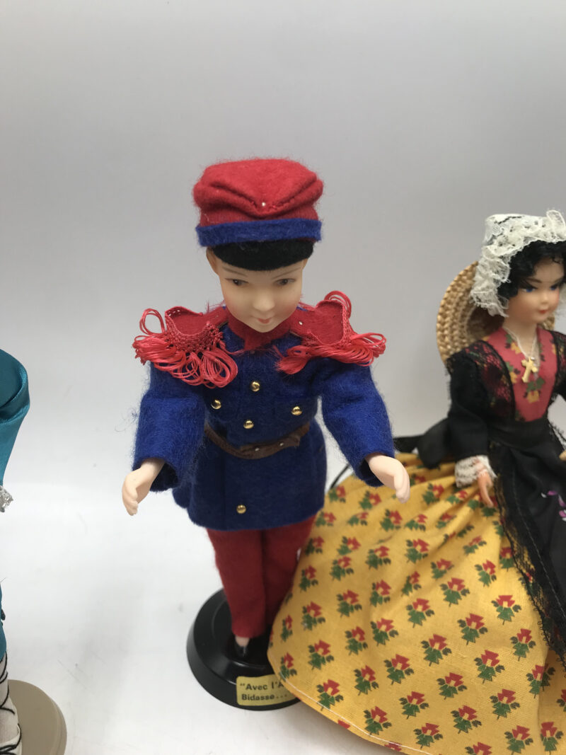 Lot 1 collection de poupées de voyage – Image 12