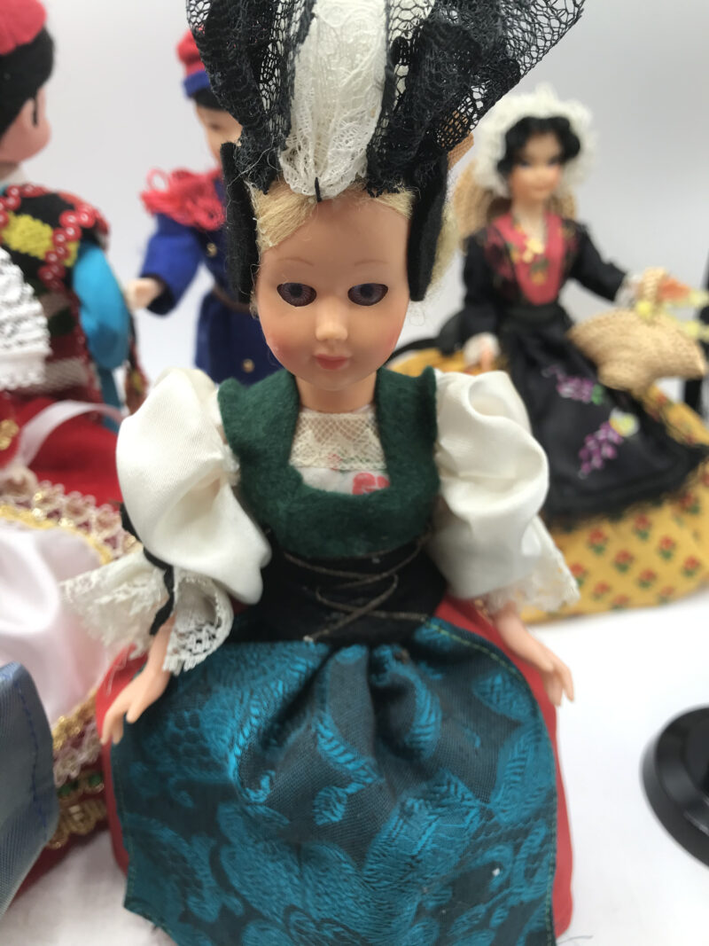 Lot 1 collection de poupées de voyage – Image 14