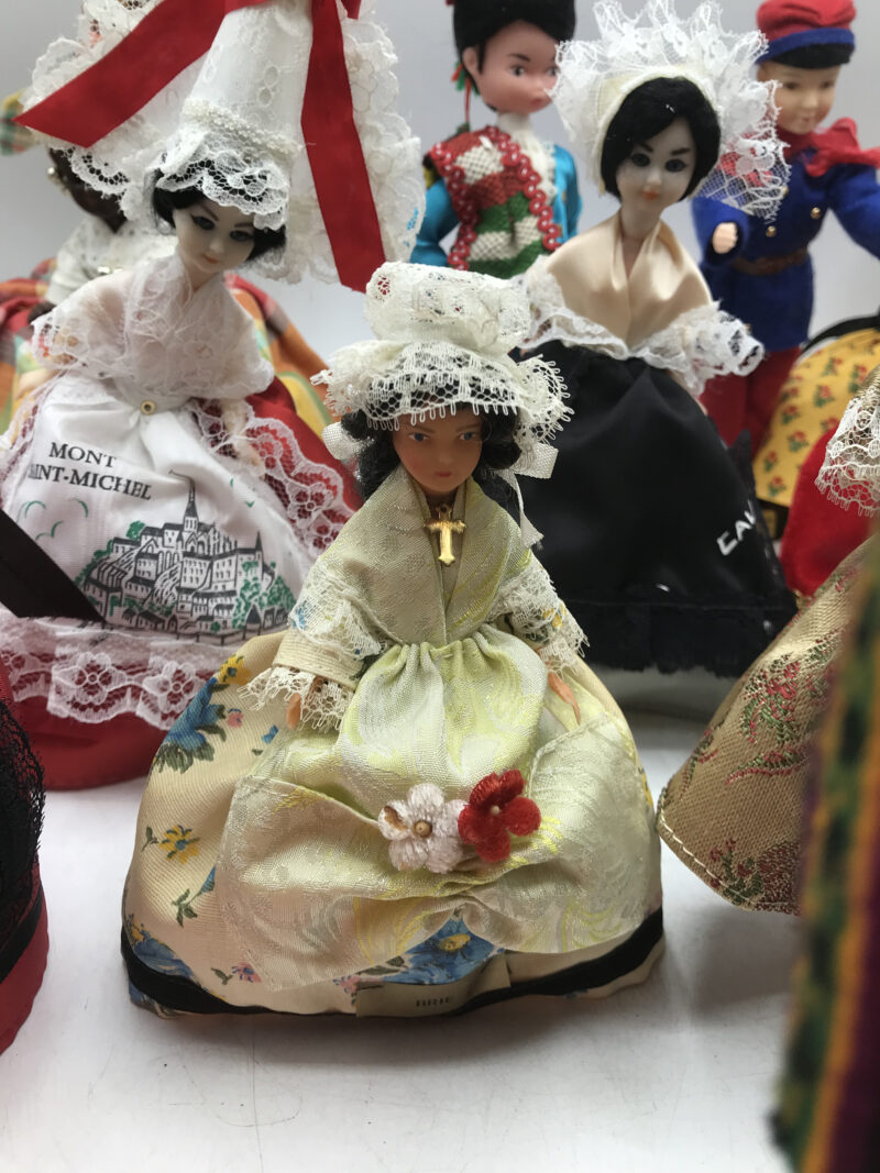 Lot 1 collection de poupées de voyage – Image 6