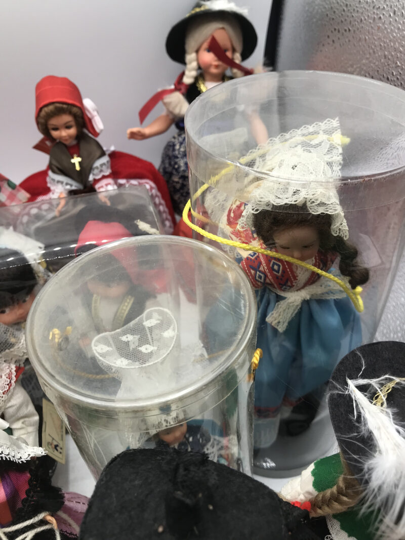 Lot 2 collection de poupées de voyage – Image 10