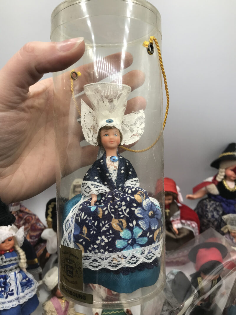 Lot 2 collection de poupées de voyage – Image 15