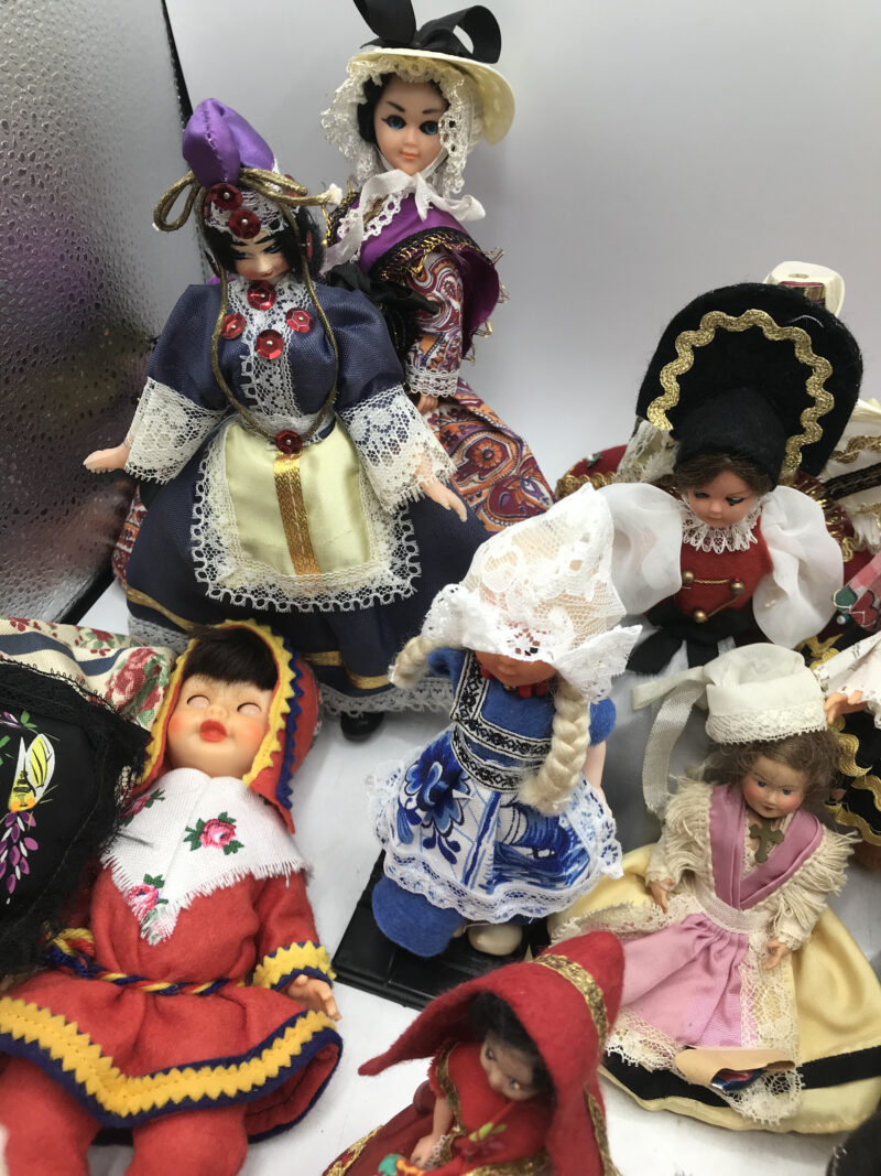 Lot 2 collection de poupées de voyage – Image 8