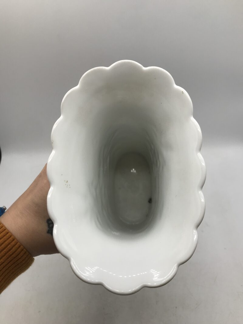 Vase en biscuit décor floral – Image 5