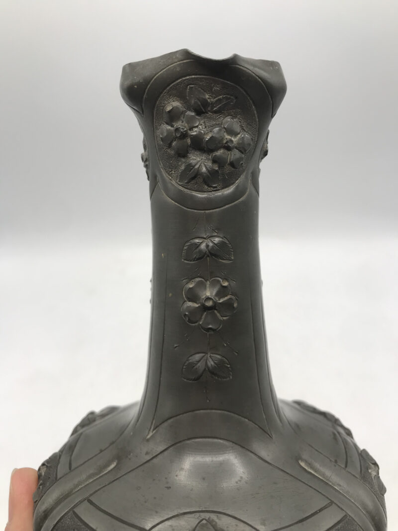 Duo de vase étain Art nouveau – Image 11