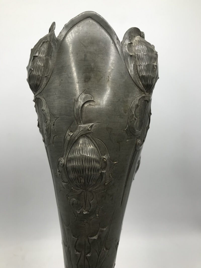Duo de vase étain Art nouveau – Image 8