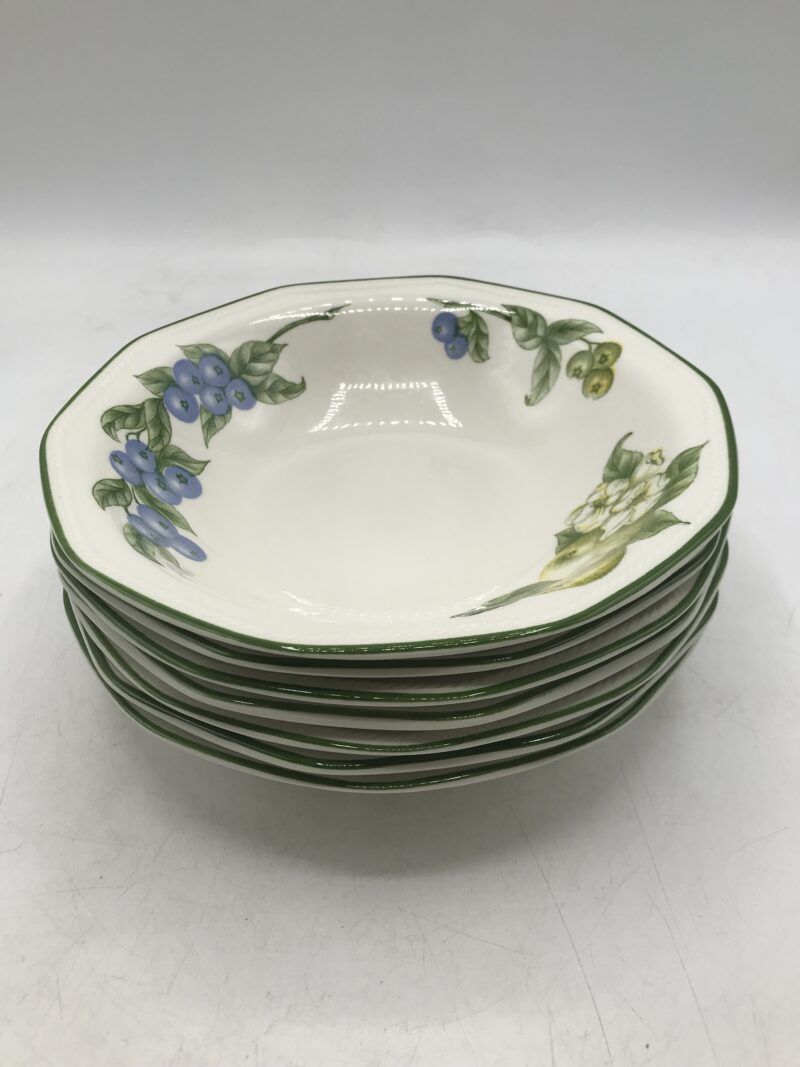 Lot de 7 assiettes creuses Churchill – Image 2