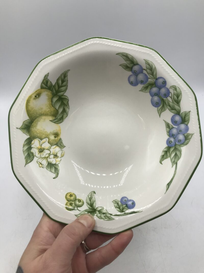 Lot de 7 assiettes creuses Churchill – Image 5