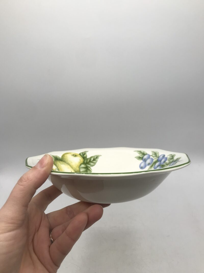 Lot de 7 assiettes creuses Churchill – Image 9