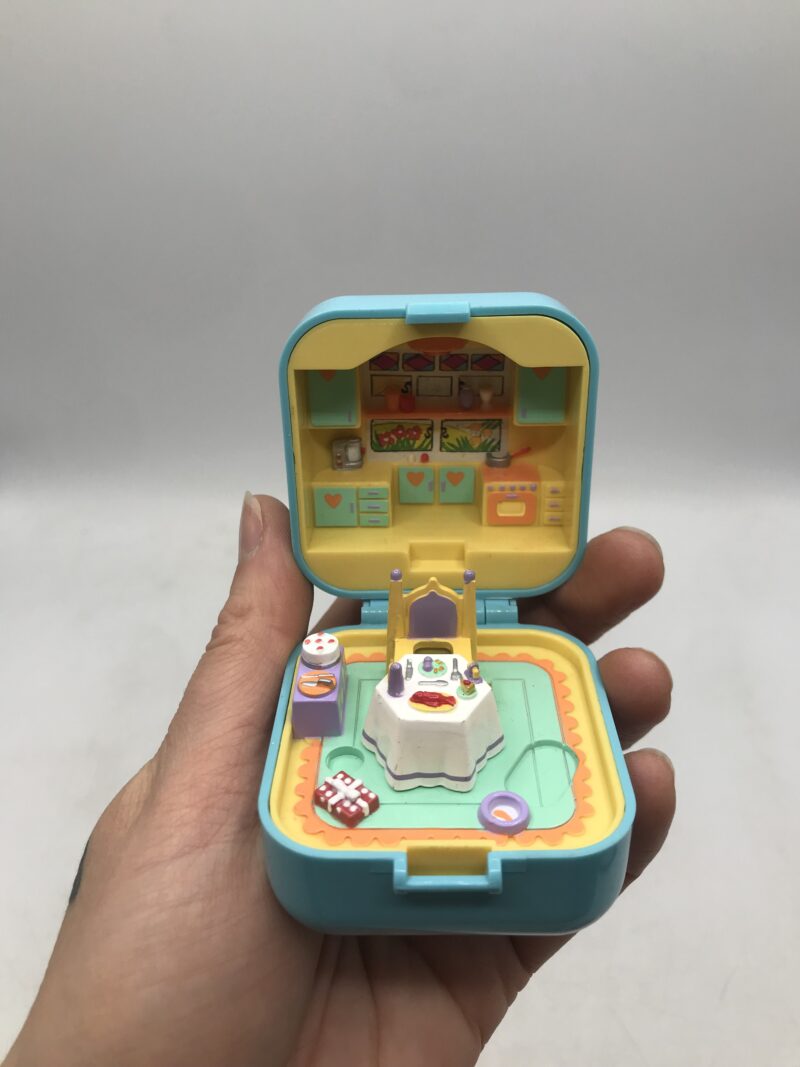 Lot d'anciennes boites Polly Pocket – Image 5